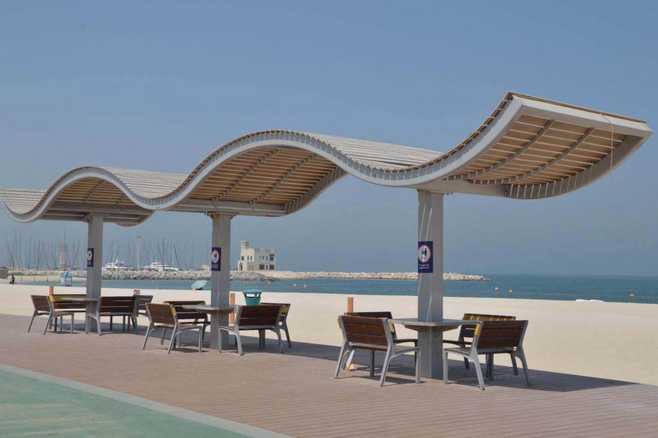 Beach Walk Hotel Jumeirah Dubai Exterior photo